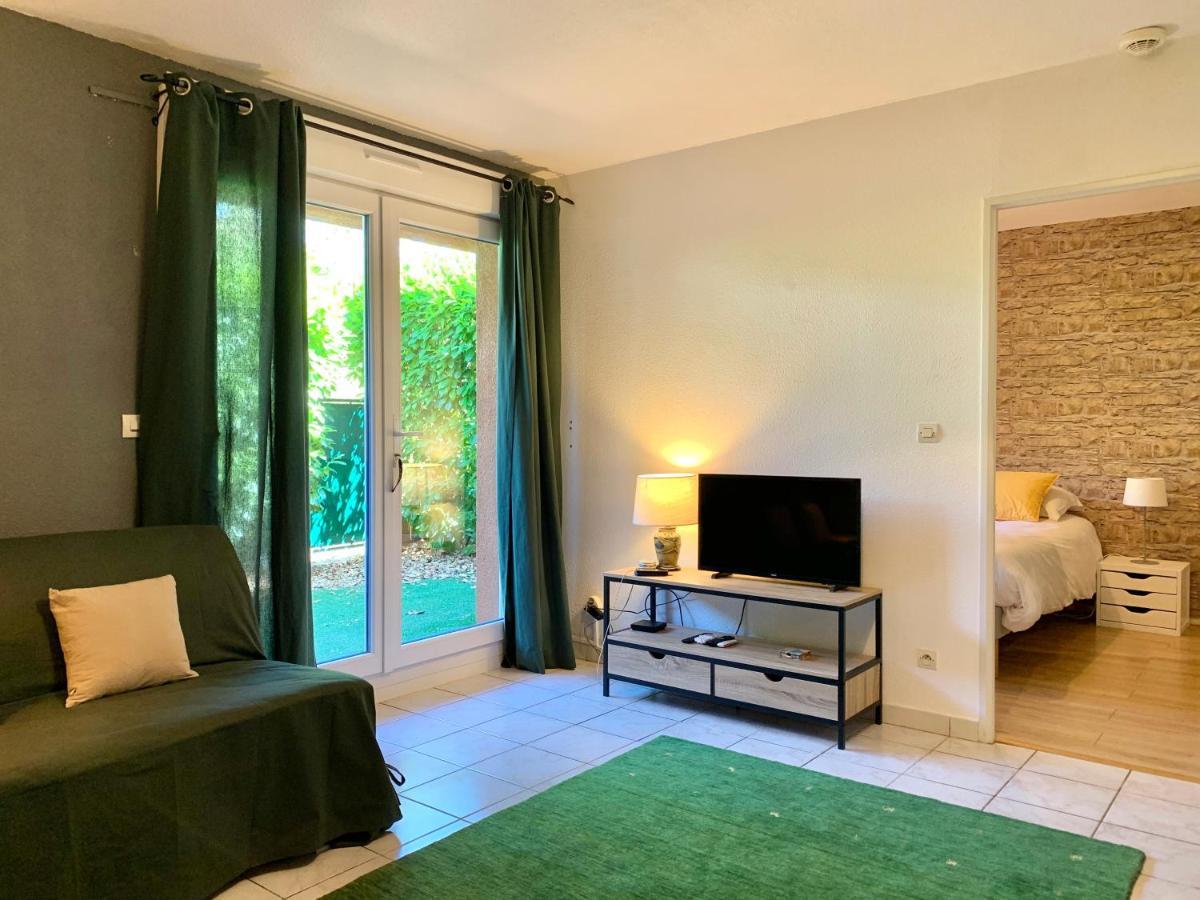Blagnac : Appartement T2 Avec Jardin, Parking Et Climatisation エクステリア 写真