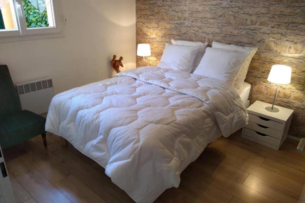 Blagnac : Appartement T2 Avec Jardin, Parking Et Climatisation エクステリア 写真